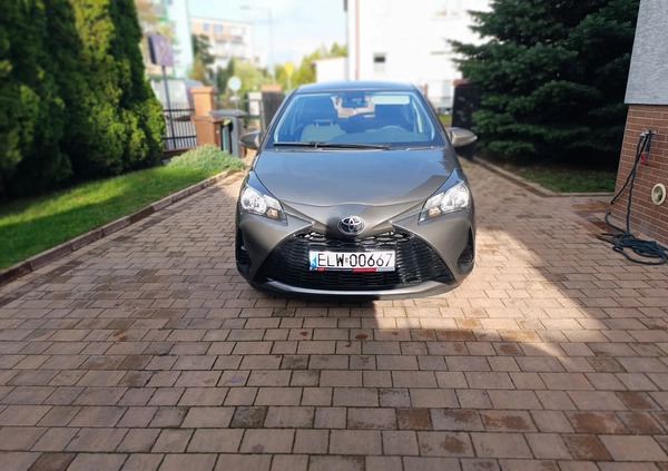 Toyota Yaris cena 45200 przebieg: 112340, rok produkcji 2020 z Szamotuły małe 79